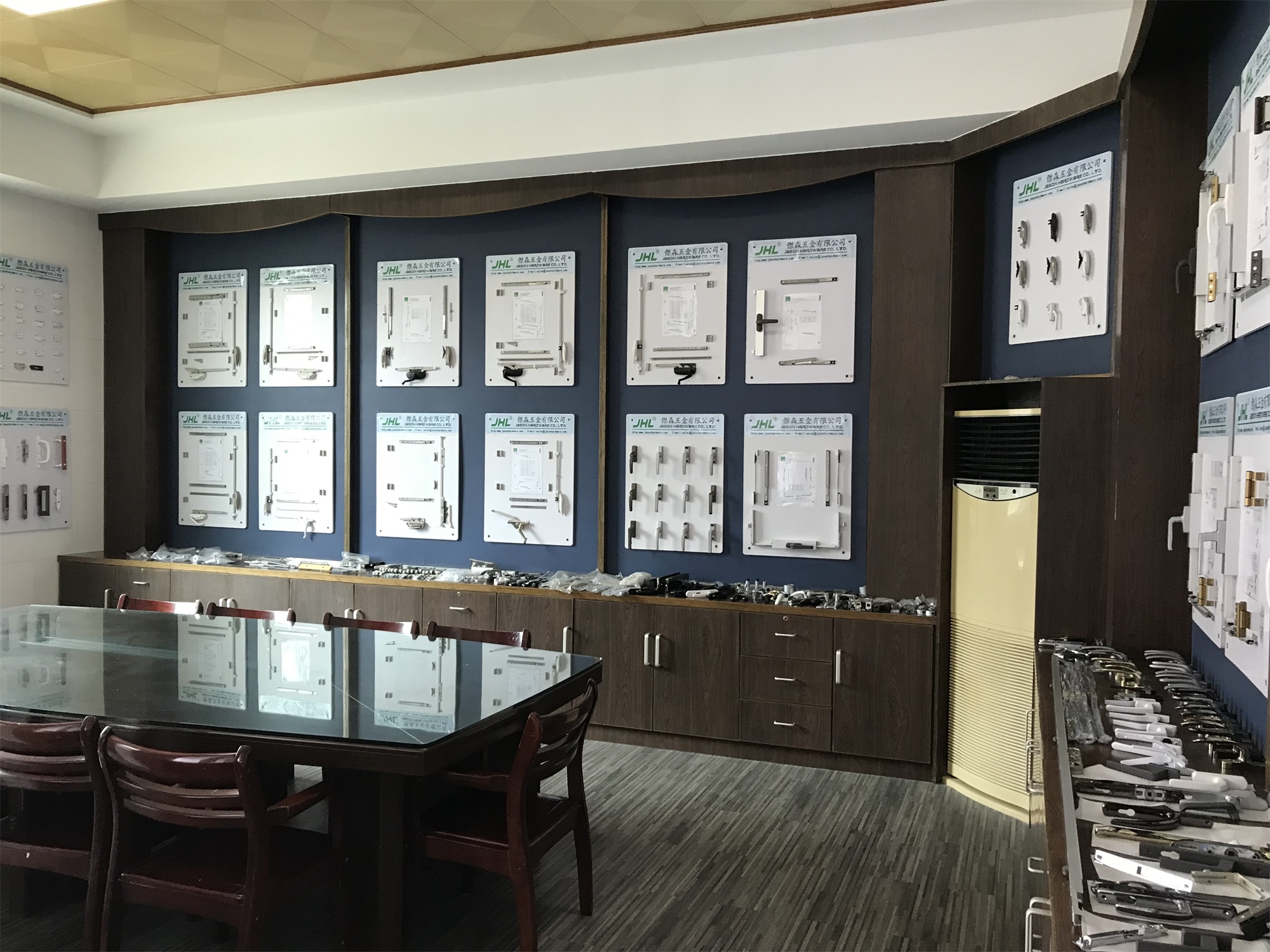 6t体育五金样品房