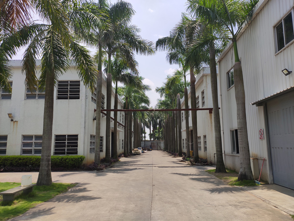 6t体育五金车间